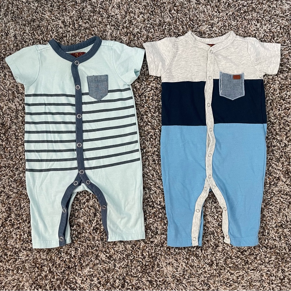 0-3M✨7 For All Mankind Button Down One Pieces (Set of 2)